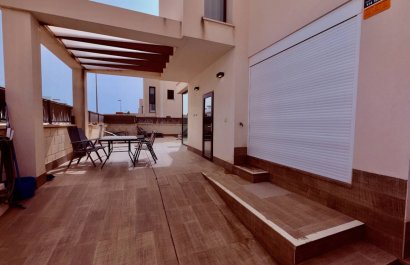 Resale - Villa - Ciudad Quesada - Pueblo Bravo