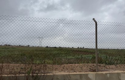 Resale - Plot / Land - Elche - La Marina