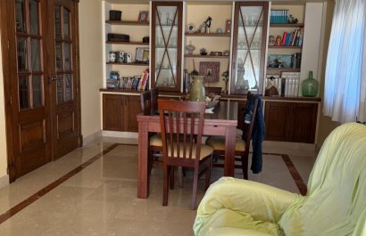 Resale - Villa - Elche - La Marina