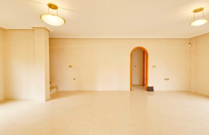 Resale - Villa - Elche - La Marina