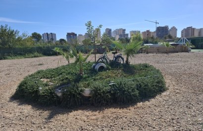 Resale - Plot / Land - Guardamar del Segura
