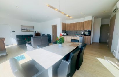 Resale - Villa - Torrevieia - La Siesta