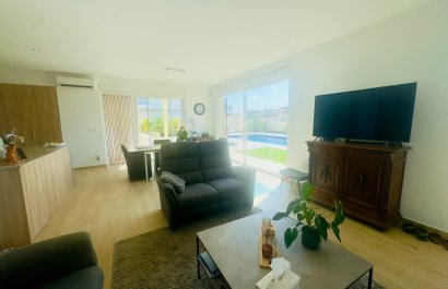 Resale - Villa - Torrevieia - La Siesta