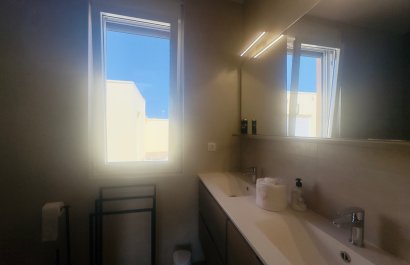 Resale - Villa - Torrevieia - La Siesta