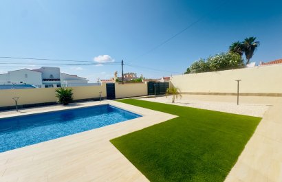 Resale - Villa - Torrevieia - La Siesta