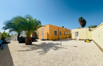 Resale - Villa - Torrevieia - La Siesta