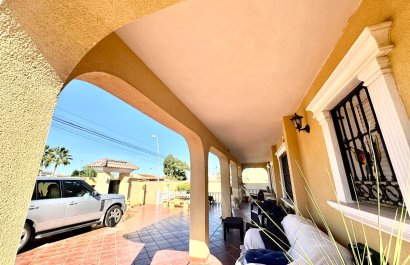 Resale - Villa - Torrevieia - Los Balcones