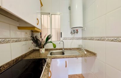 Resale - Apartment / flat - Torrevieia - Center