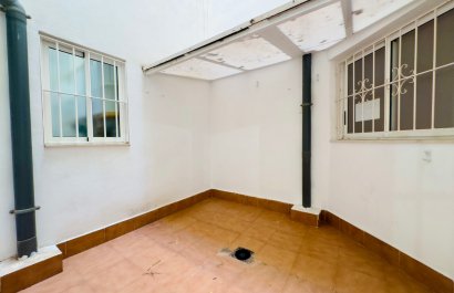 Resale - Apartment / flat - Torrevieia - Center