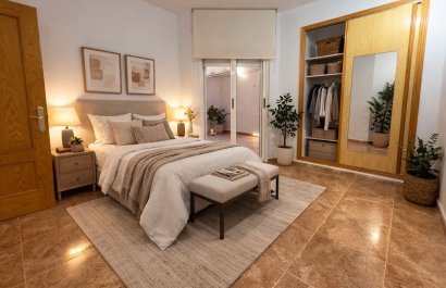 Resale - Apartment / flat - Torrevieia - Center