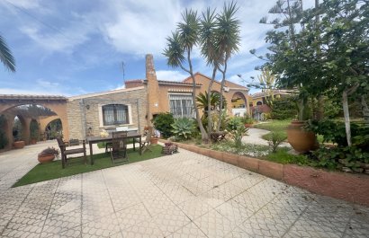 Resale - Villa - Torrevieia - Aguas Nuevas