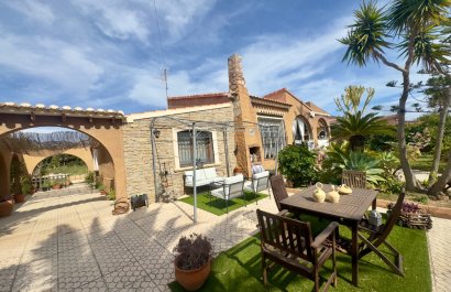 Resale - Villa - Torrevieia - Aguas Nuevas