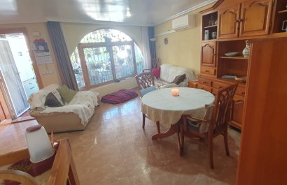 Resale - Apartment / flat - Guardamar del Segura - Urbanizaciones