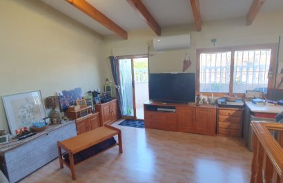 Resale - Apartment / flat - Guardamar del Segura - Urbanizaciones