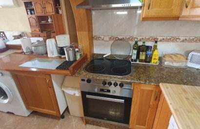 Resale - Apartment / flat - Guardamar del Segura - Urbanizaciones