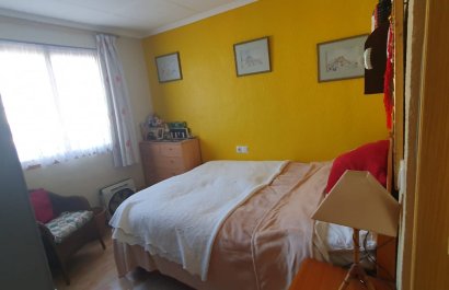 Resale - Apartment / flat - Guardamar del Segura - Urbanizaciones