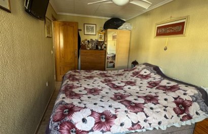 Resale - Apartment / flat - Guardamar del Segura - Urbanizaciones