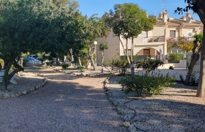 Resale - Apartment / flat - Guardamar del Segura - Urbanizaciones