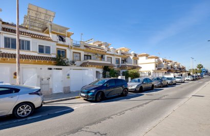 Resale - Townhouse / Duplex / Corner - Torrevieia - Torrevieja
