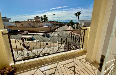 Reventa - Villa - Ciudad Quesada - Doña Pepa