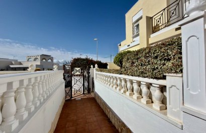 Reventa - Villa - Ciudad Quesada - Doña Pepa