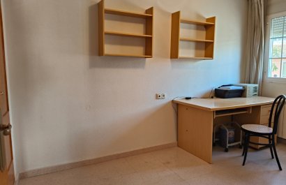 Resale - Apartment / flat - La Romana