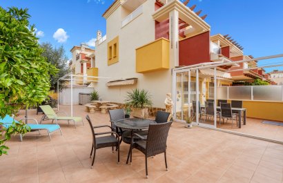 Resale - Townhouse / Duplex / Corner - Orihuela Costa - Villamartín