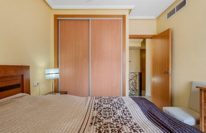 Resale - Townhouse / Duplex / Corner - Orihuela Costa - Villamartín