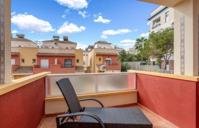 Resale - Townhouse / Duplex / Corner - Orihuela Costa - Villamartín