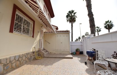 Resale - Townhouse / Duplex / Corner - Ciudad Quesada - Doña Pepa
