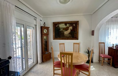 Resale - Townhouse / Duplex / Corner - Ciudad Quesada - Doña Pepa