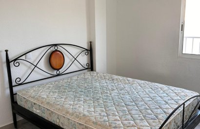 Resale - Apartment / flat - Pilar de la Horadada - Torre de la Horadada