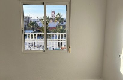 Resale - Apartment / flat - Pilar de la Horadada - Torre de la Horadada