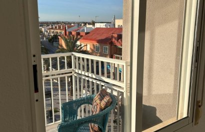 Resale - Apartment / flat - Pilar de la Horadada - Torre de la Horadada