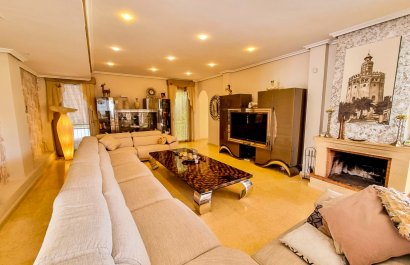 Resale - Villa - Torrevieia - La Mata