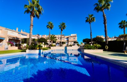 Resale - Townhouse / Duplex / Corner - Ciudad Quesada - Doña Pepa