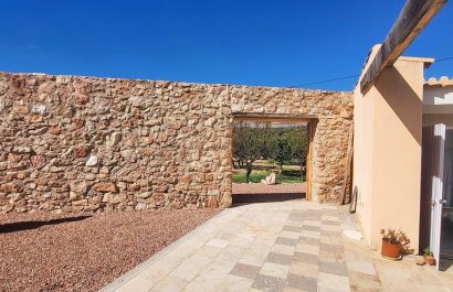 Resale - Villa - La Romana