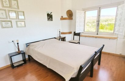 Resale - Villa - La Romana