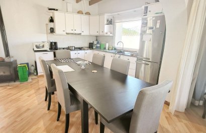 Resale - Villa - La Romana