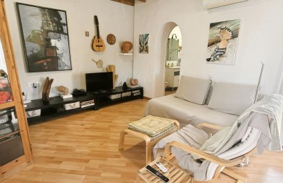 Resale - Villa - La Romana