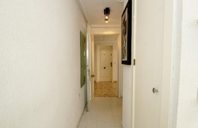 Resale - Apartment / flat - Torrevieia - Nueva Torrevieja