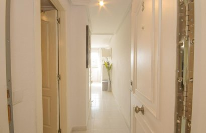 Resale - Apartment / flat - Torrevieia - Nueva Torrevieja