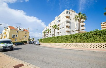 Resale - Apartment / flat - Torrevieia - Nueva Torrevieja