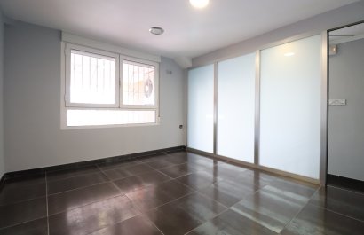 Resale - Commercial - Formentera del Segura - Formentera De Segura