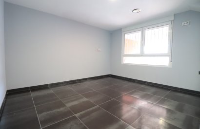 Resale - Commercial - Formentera del Segura - Formentera De Segura