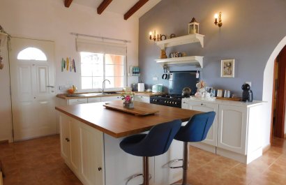 Reventa - Villa - Dolores