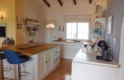 Reventa - Villa - Dolores