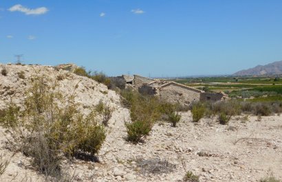 Resale - Plot / Land - Fortuna