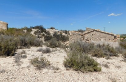 Resale - Plot / Land - Fortuna