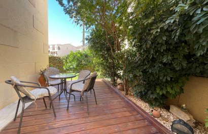 Resale - Townhouse / Duplex / Corner - Villanueva Rio Segura - Villanueva